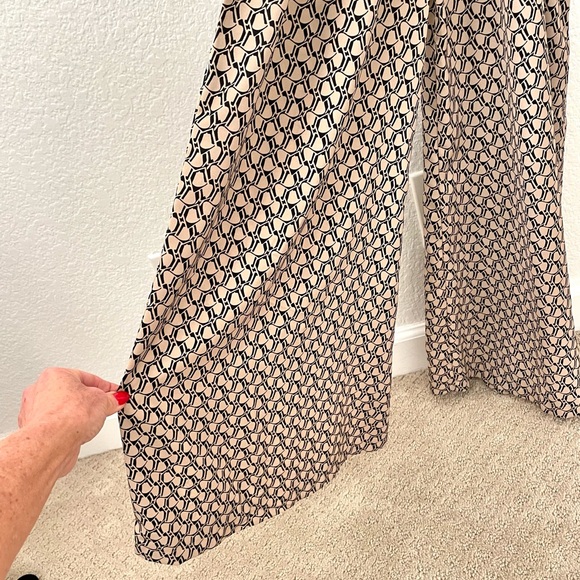 Halter Neck Romper with Flare Legs - Never worn - Picture 4 of 5